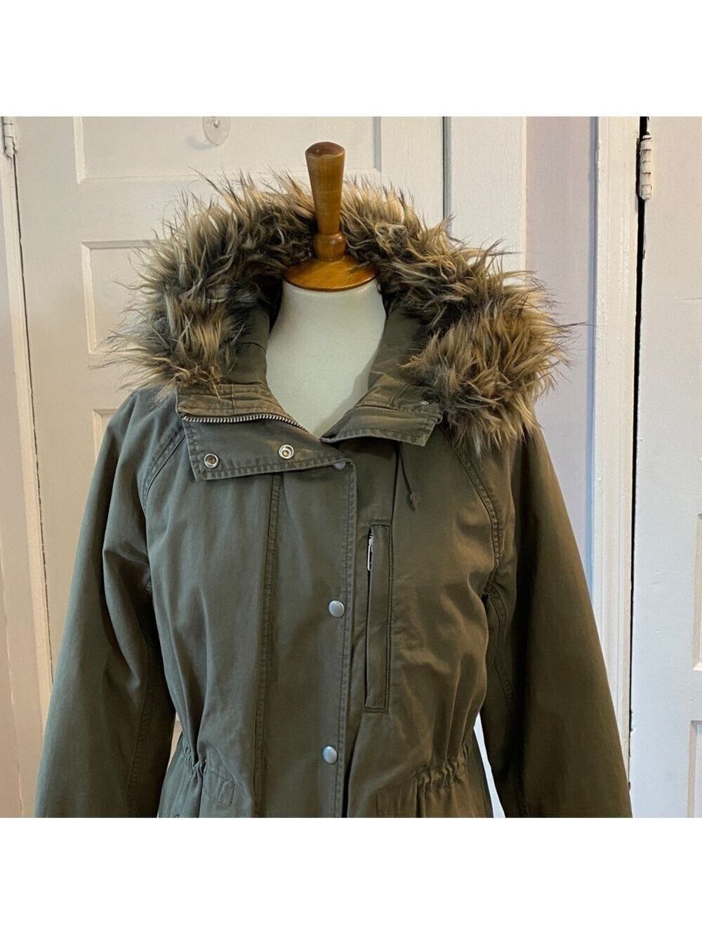 Gap Green Utility Jacket with Faux Fur Trimmed Hood, Size L - Picture 7 of 15